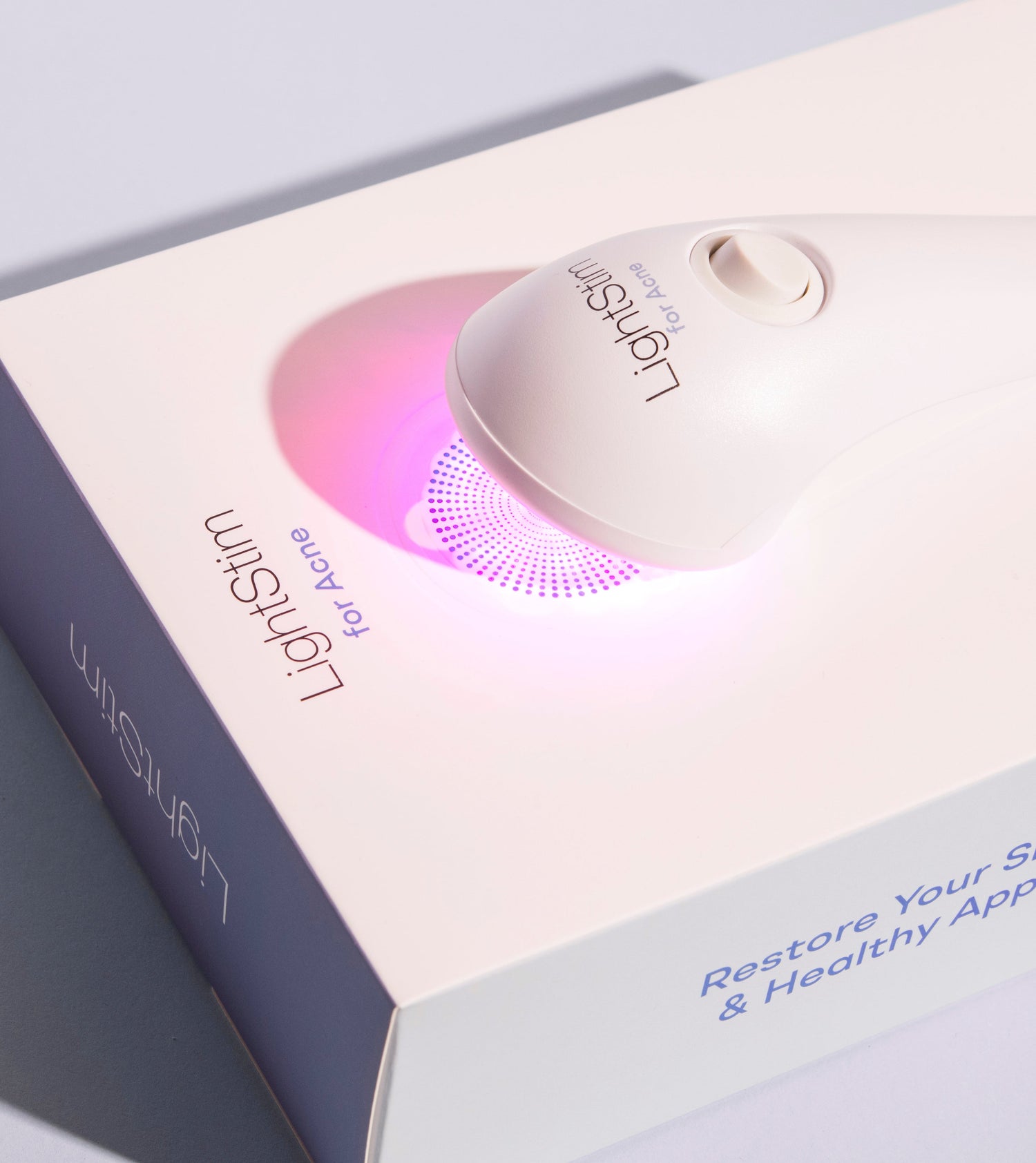 https://cdn.shopify.com/s/files/1/1236/3694/products/LightStim-July-13v2_3539x3972_Optimage.jpg?v=1740606101