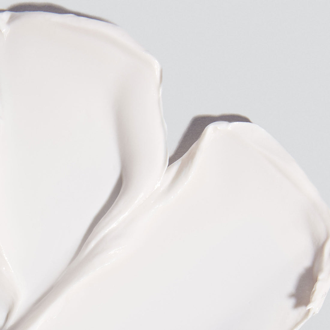 invisible physical defense mineral sunscreen spf30