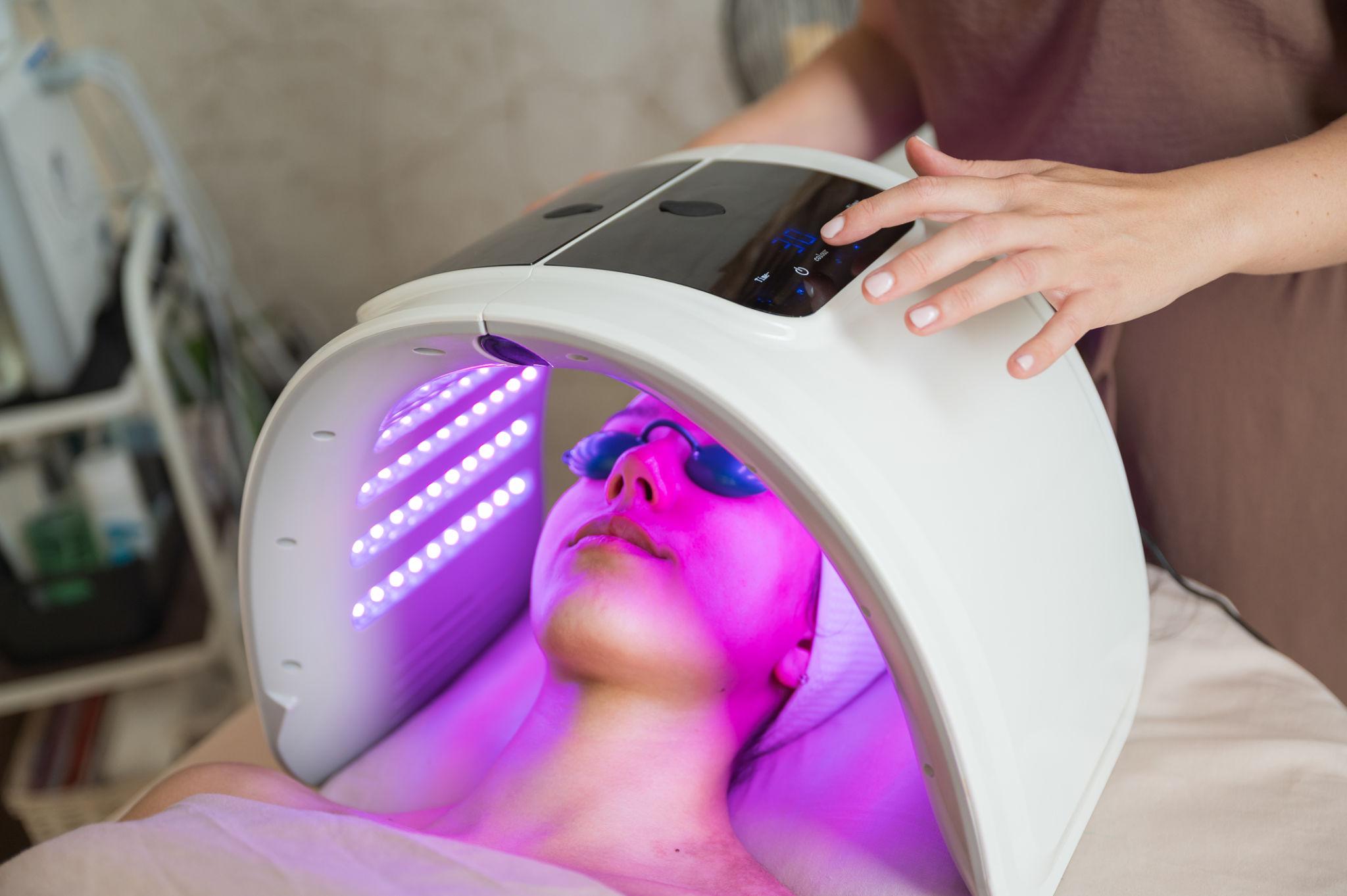 Advanced LED Light Therapy &amp; Vasotherapy Certification